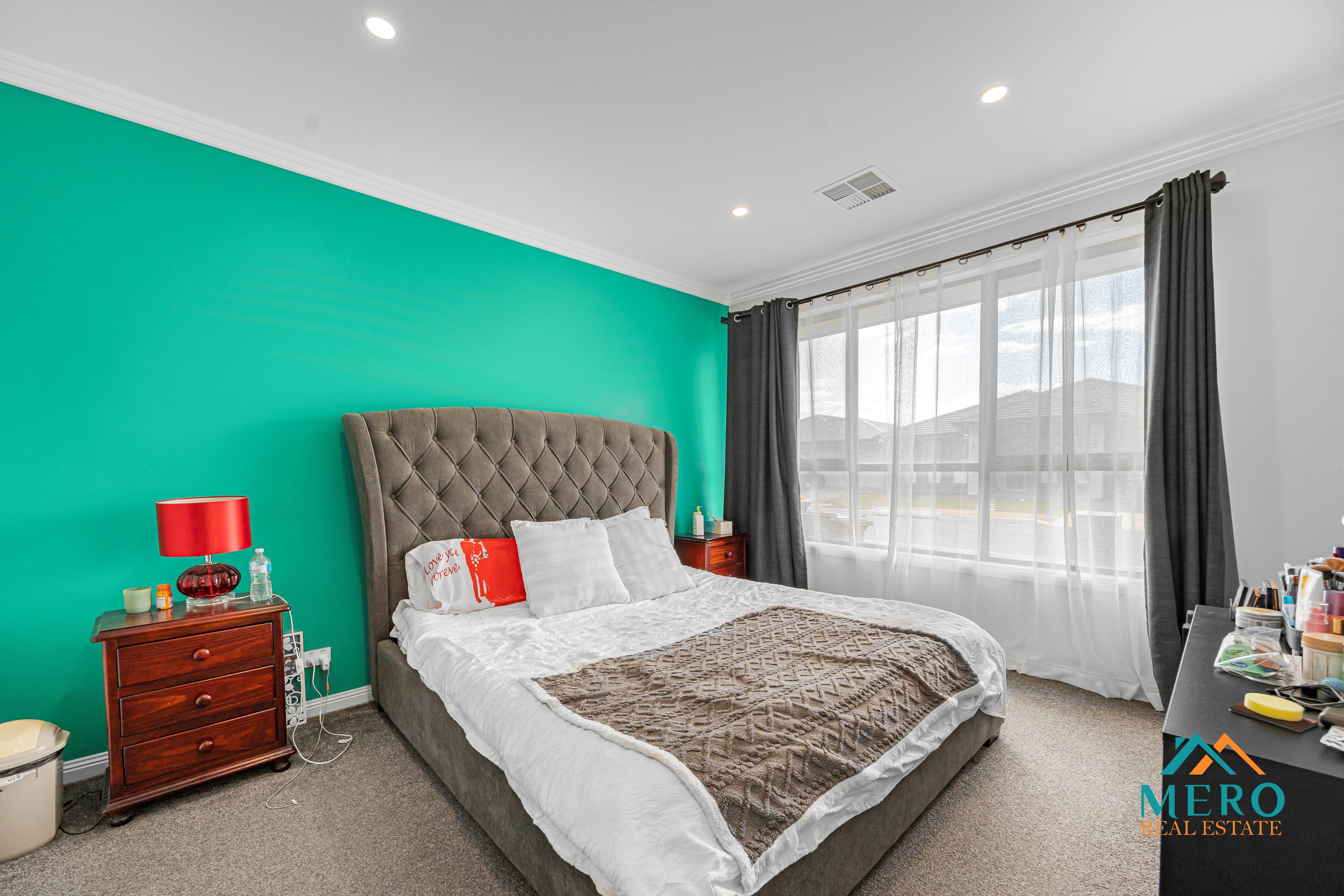 19 Samphire Avenue, Andrews Farm - Image 1